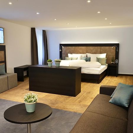 Uhu Gaestehaus Superior Köln Eksteriør billede