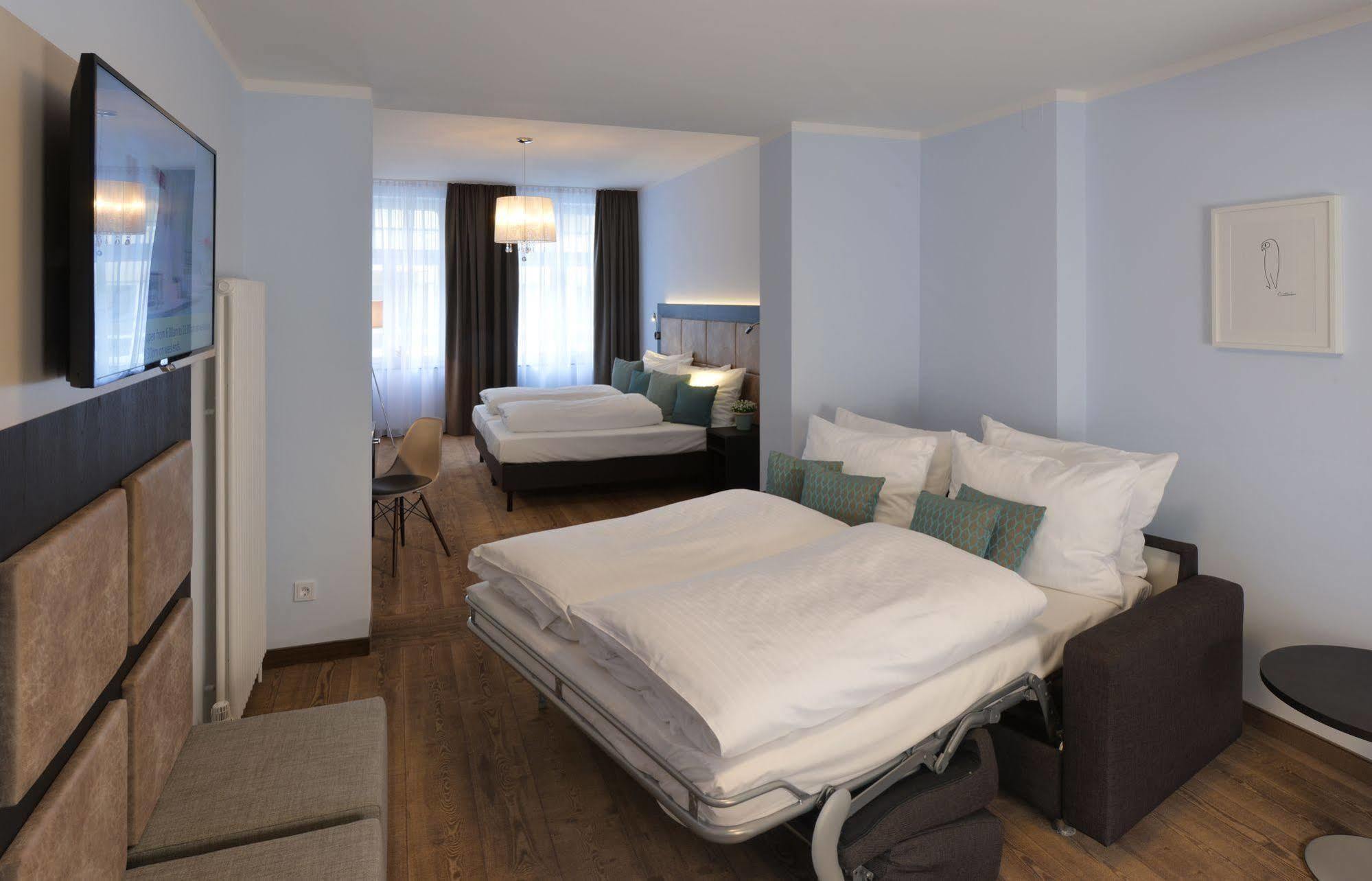 Uhu Gaestehaus Superior Köln Eksteriør billede